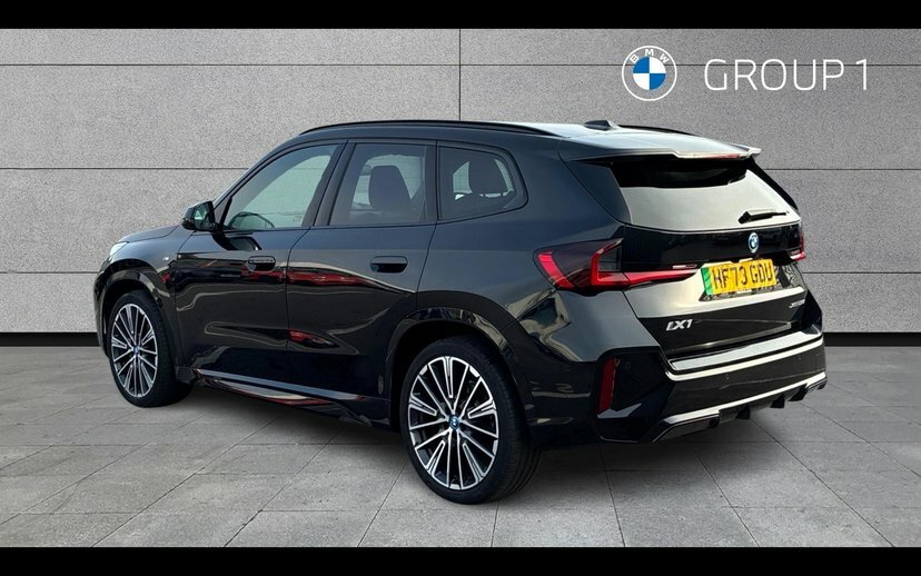 BMW iX1 Ix1 Xdrive30 M Sport Black #2