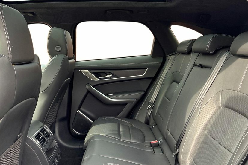 Jaguar F-Pace 2.0 D200 Mhev R-dynamic Hse Black 90Th Anniversary Black #4