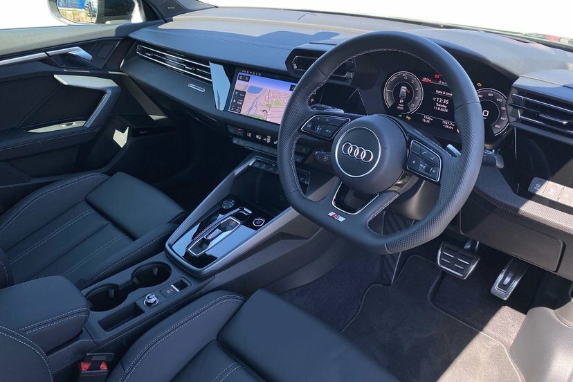 Audi A3 1.5 Tfsie Black Edition Sportback Plug- Green #6