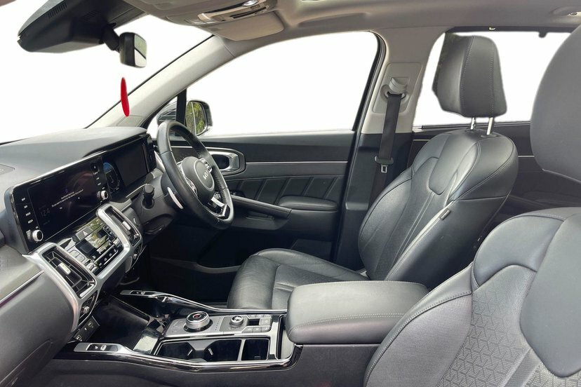 Kia Sorento 2.2 Crdi Vision Suv Dct Awd 190 Bhp Black #2