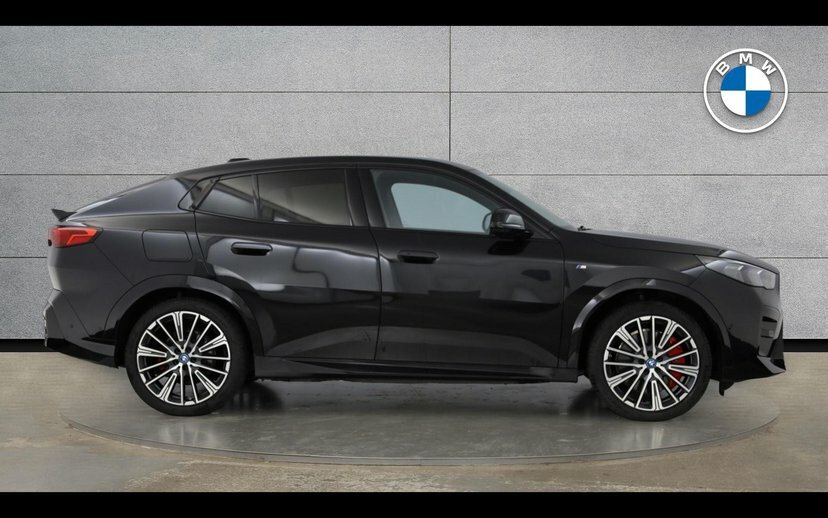 BMW iX2 Ix2 Xdrive30 M Sport Black #3
