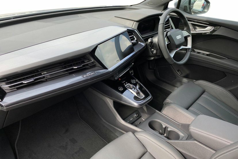 Audi Q4 E Tron 45 S Line Sportback 82Kwh  #2