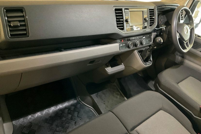 Volkswagen Crafter 2.0 Tdi Cr35 Trendline Panel Van White #2