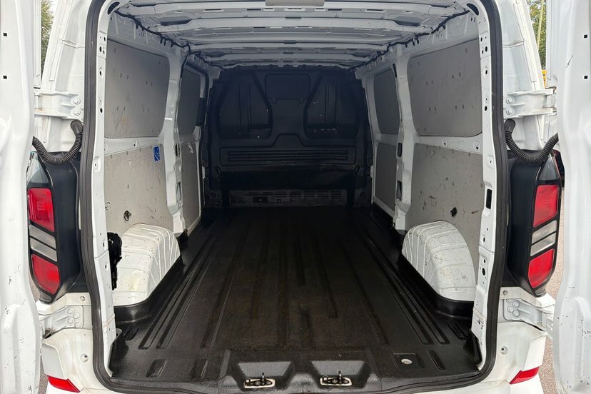 Ford Transit Custom 2.0 300 Ecoblue Limited Panel Van Manua White #2