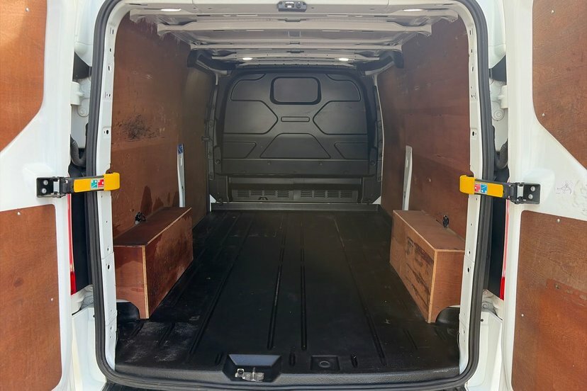 Ford Transit Custom 2.0 300 Ecoblue Limited Panel Van Manua White #2