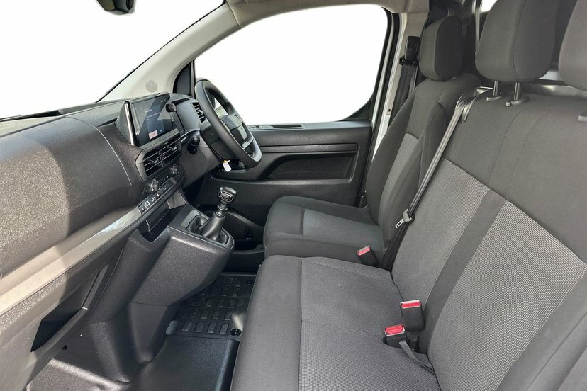 Citroen Dispatch 1.5 Enterprise XL Panel Van 6Dr Lwb White #2