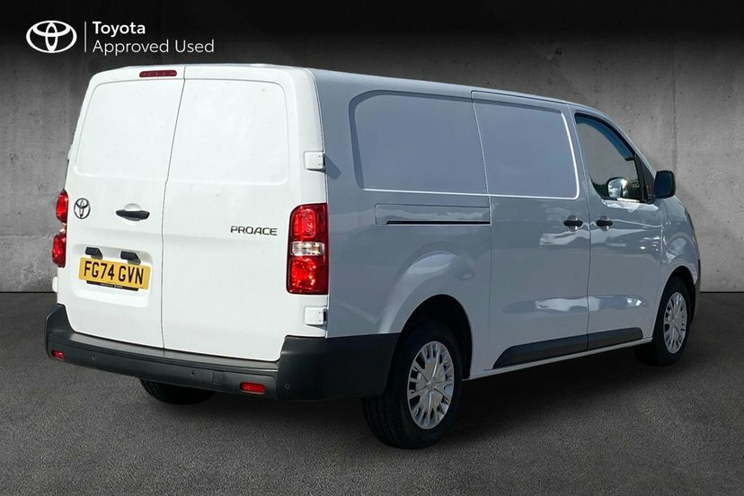 Toyota PROACE 2.0D Icon Long Panel Van 6Dr Lwb 14 White #2