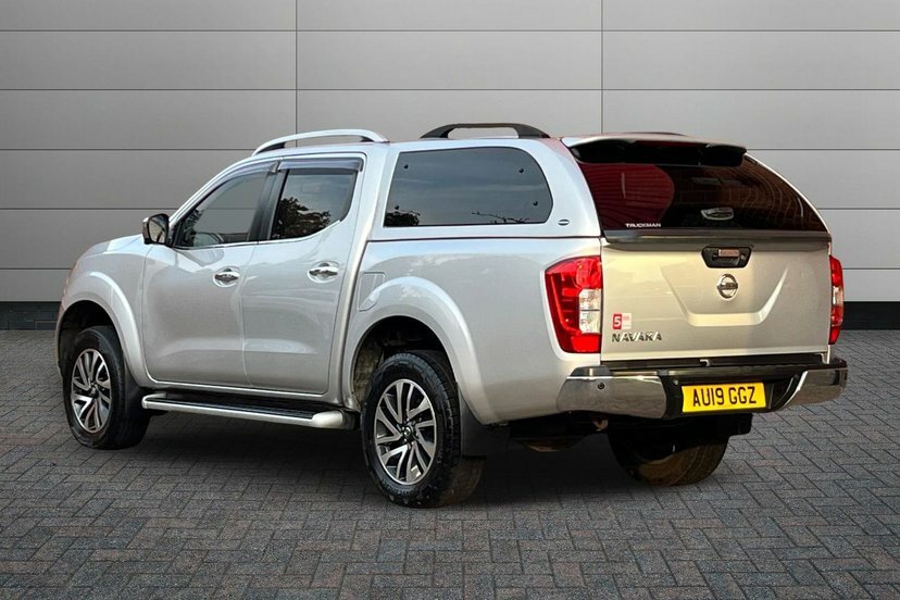 Nissan Navara Dci Tekna Shr Dcb Grey #3