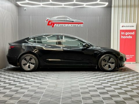 Tesla Model 3 Standard Range Plus Black #6