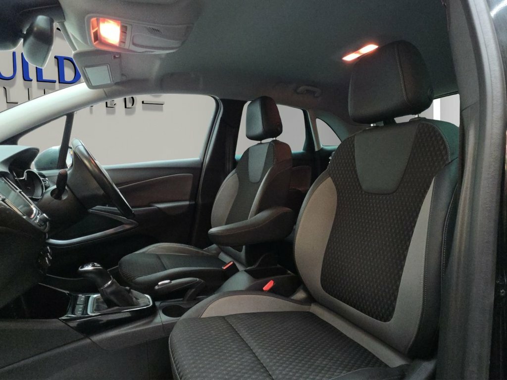 Vauxhall Crossland X 1.2 Se White #22