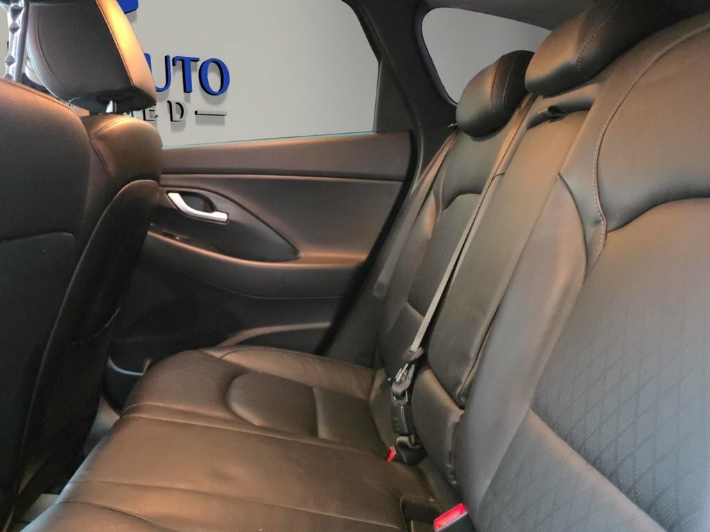 Hyundai I30 1L Premium Se White #24