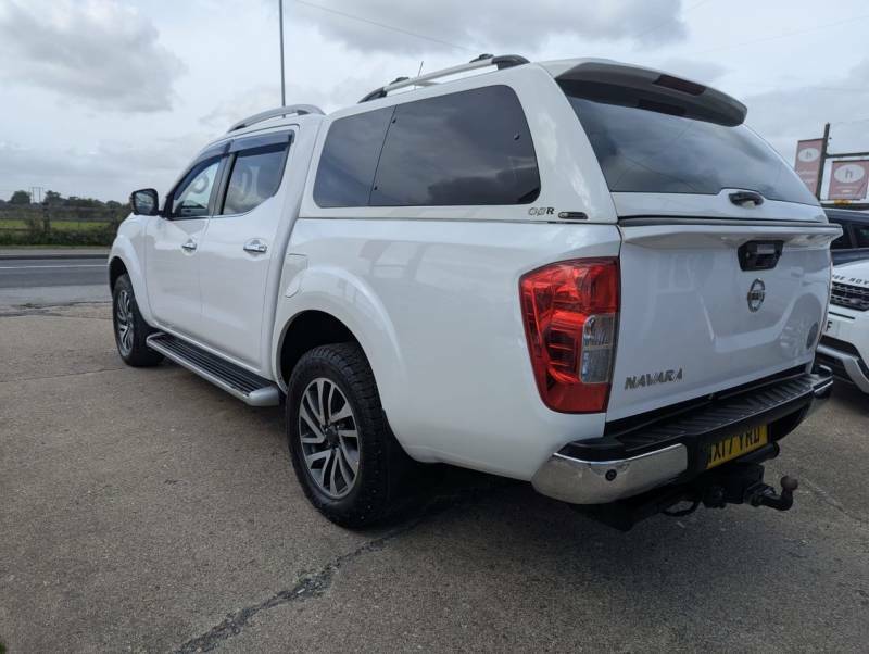 Nissan Navara Double Cab Pick Up Tekna 2.3Dci 190 4Wd White #3