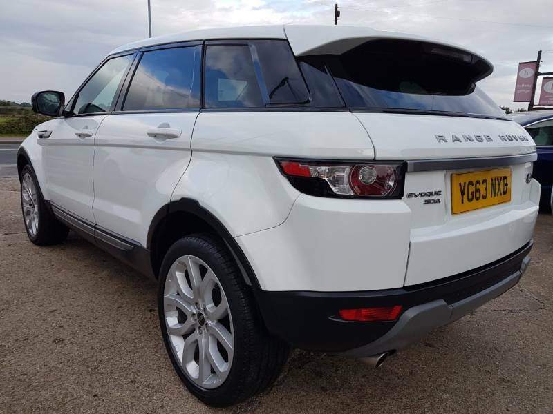 Land Rover Range Rover Evoque 2.2 Sd4 Pure Tech Pack White #3