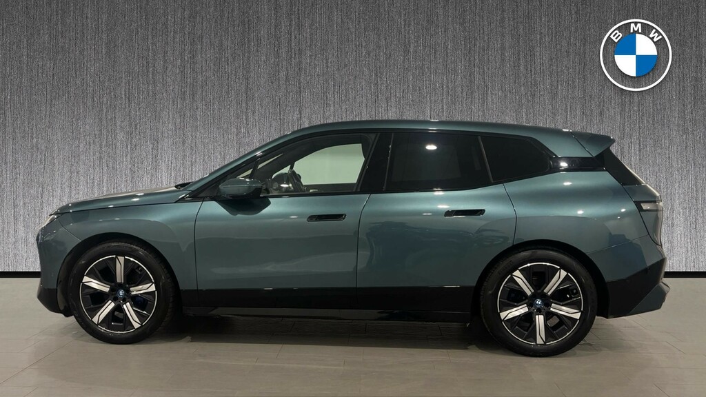 BMW iX 40 76.6Kwh M Sport Xdrive Blue #3