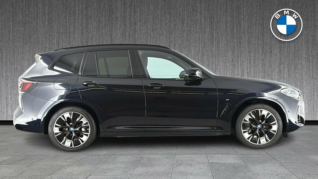 BMW iX3 80Kwh M Sport Pro Black #3