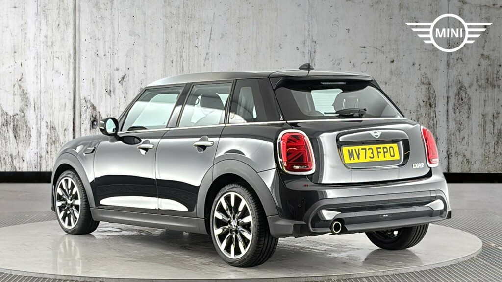 Mini Hatch 1.5 Cooper Exclusive Steptronic Euro 6 Ss Black #2