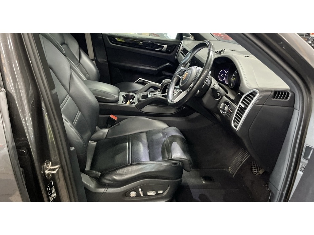 Porsche Cayenne 3.0 V6 E-hybrid 17.9Kwh Coupe Plug-in H LY70CFU Grey #3