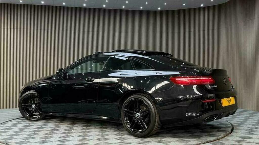 Mercedes-Benz E Class Coupe 2.0 E220d Amg Line Premium G-tronic Euro YB18YSE Black #2