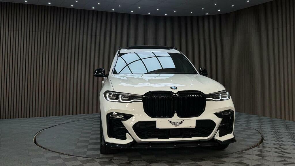 BMW X7 Xdrive40i M Sport Step Black #32