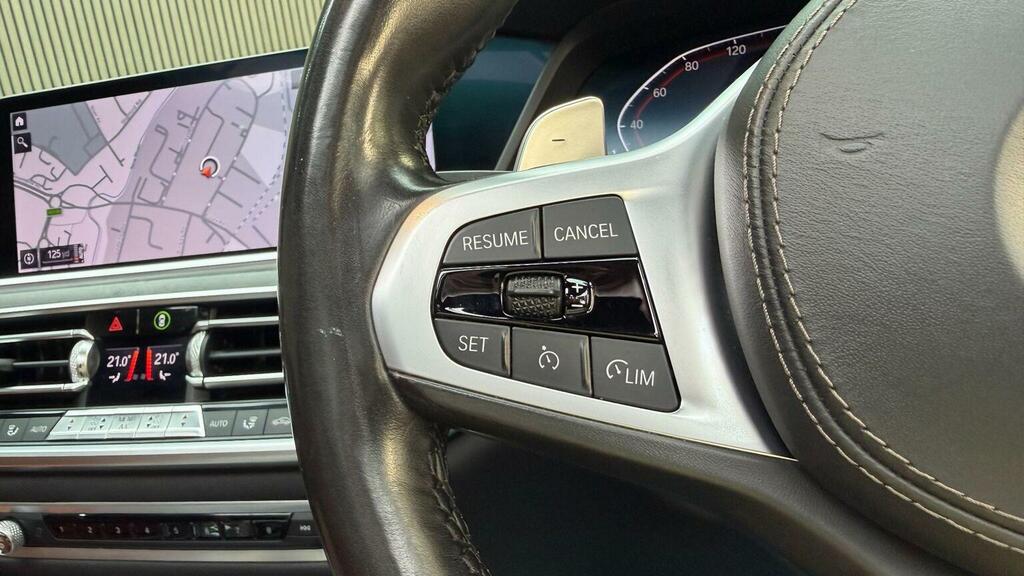 BMW X7 Xdrive40i M Sport Step Black #15