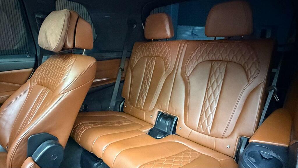 BMW X7 Xdrive40i M Sport Step Black #11