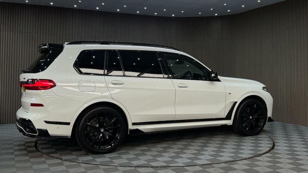 BMW X7 Xdrive40i M Sport Step Black #39