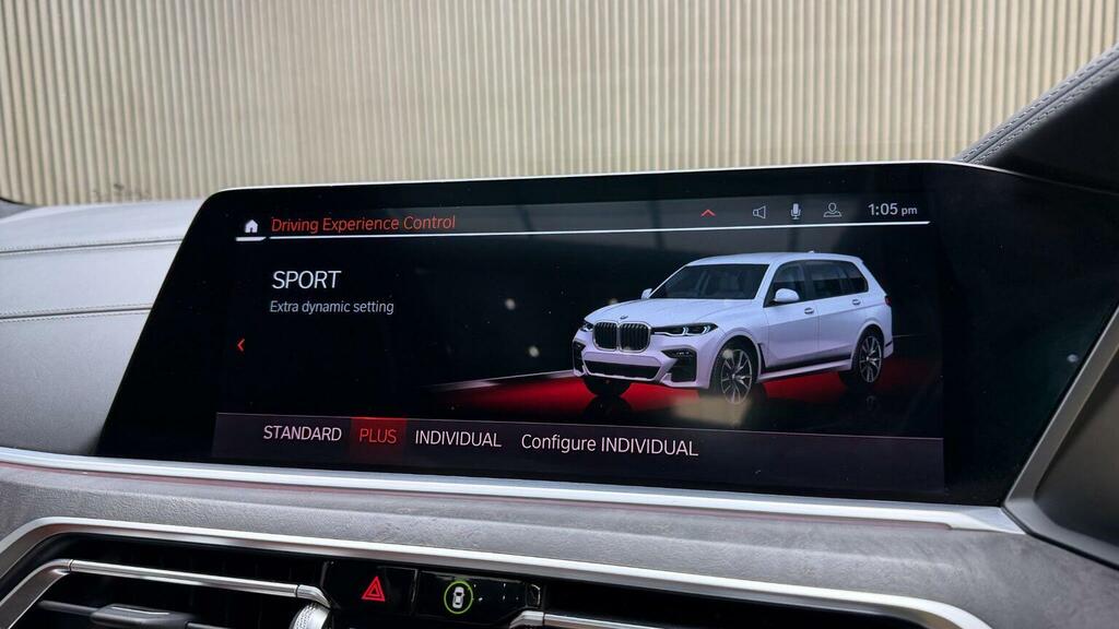 BMW X7 Xdrive40i M Sport Step Black #24