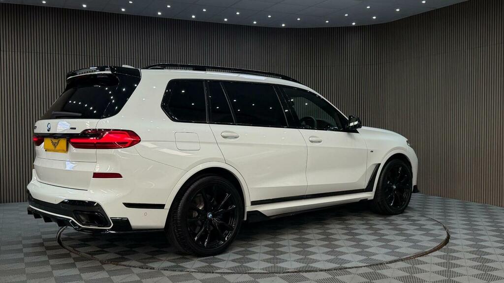 BMW X7 Xdrive40i M Sport Step Black #40