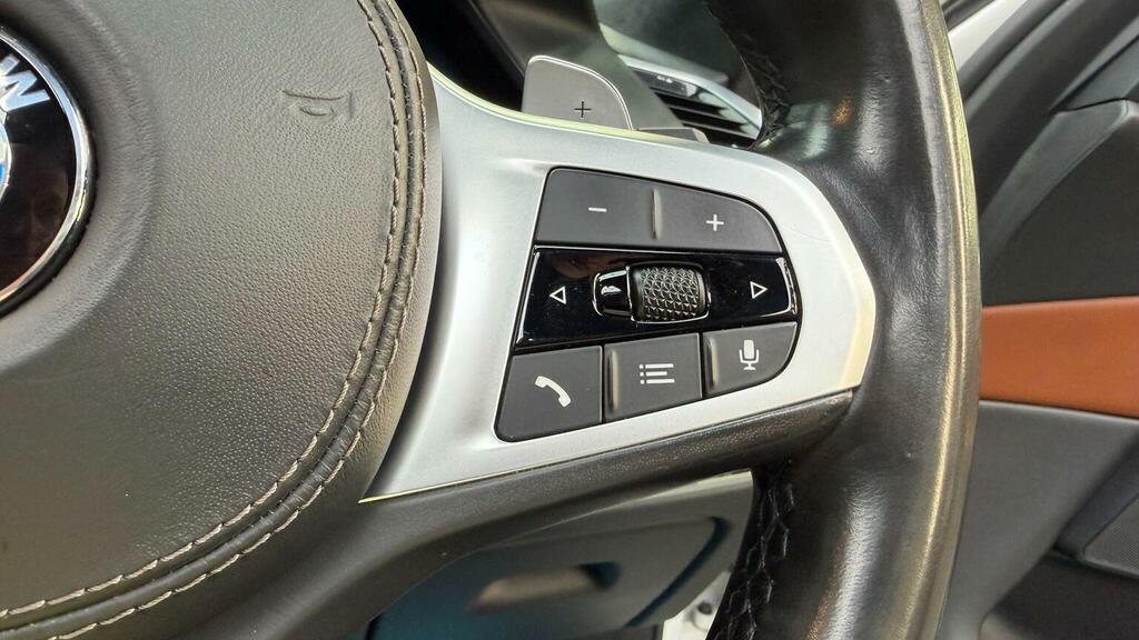 BMW X7 Xdrive40i M Sport Step Black #16