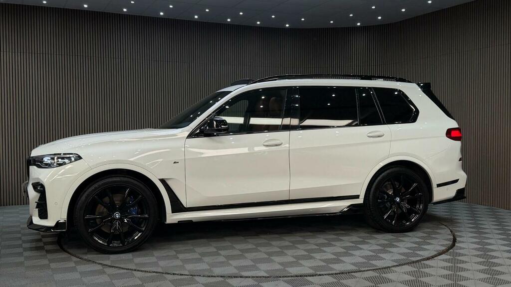 BMW X7 Xdrive40i M Sport Step Black #50