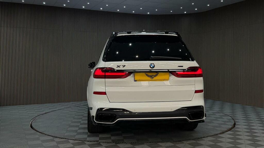 BMW X7 Xdrive40i M Sport Step Black #43