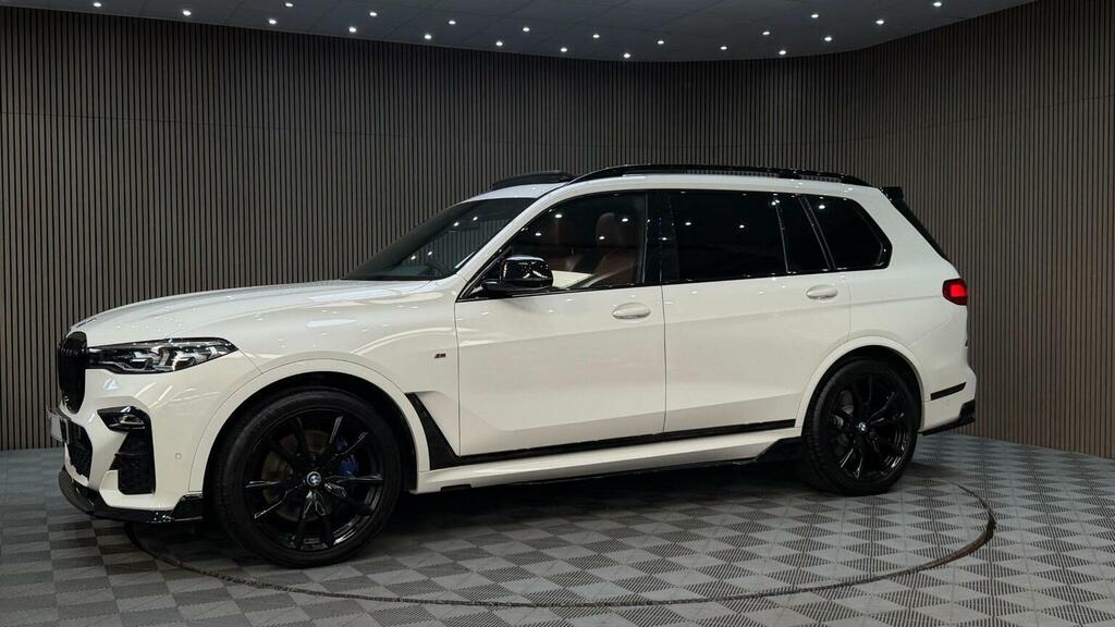 BMW X7 Xdrive40i M Sport Step Black #51