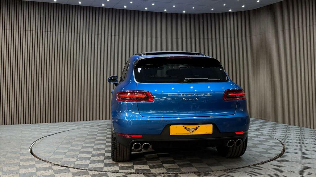 Porsche Macan 3L Turbo Grey #37