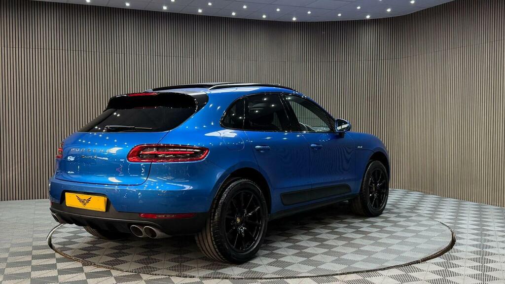 Porsche Macan 3L Turbo Grey #34