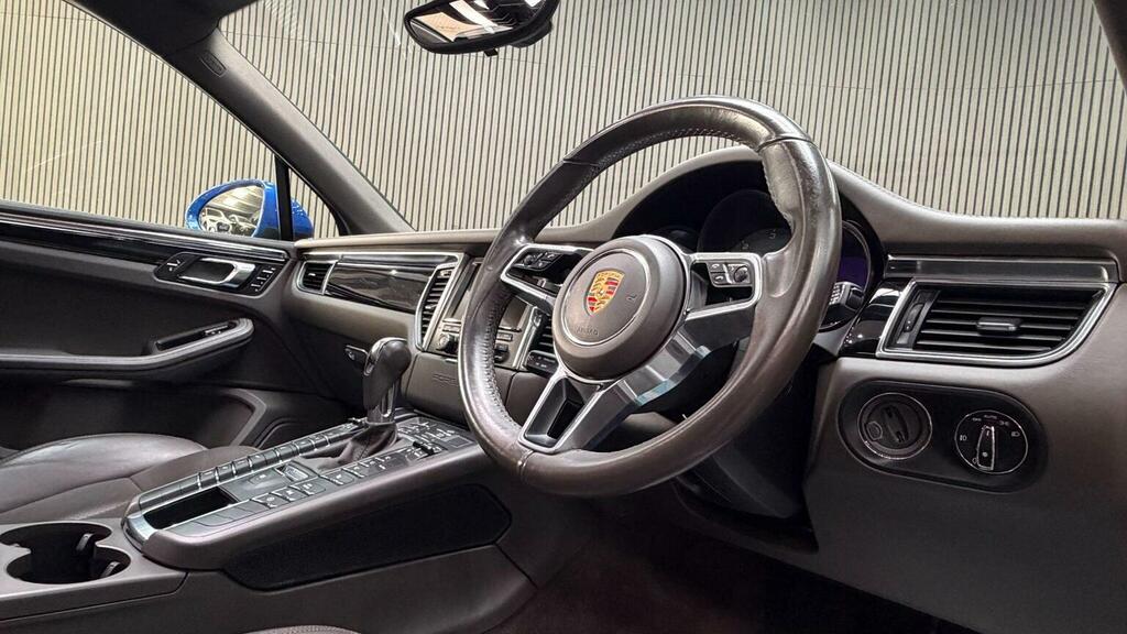 Porsche Macan 3L Turbo Grey #9