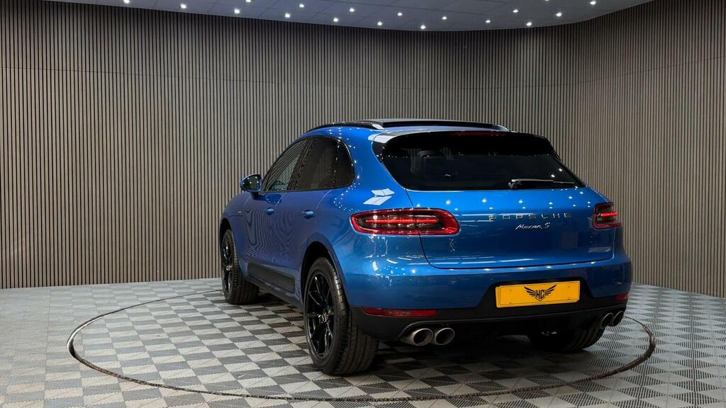 Porsche Macan 3L Turbo Grey #38
