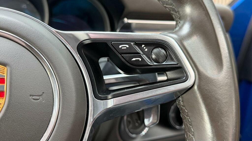 Porsche Macan 3L Turbo Grey #20