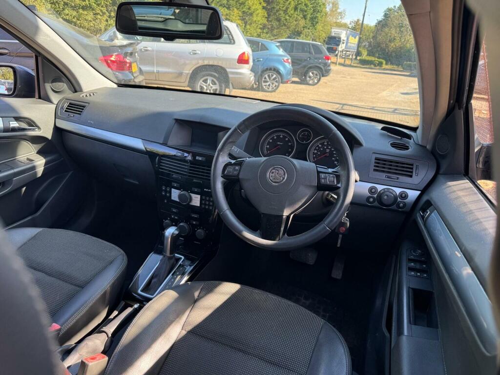Vauxhall Astra Hatchback 1.8I 16V Life 200707 Silver #7