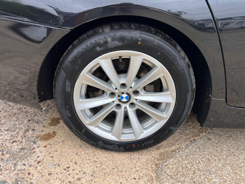 BMW 5 Series 2.0 520D M Sport Black #44