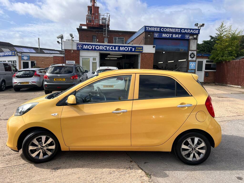 Kia Picanto Se Auto Yellow #4