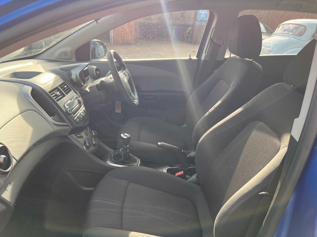 Chevrolet Aveo 1.3 Vcdi Ltz Euro Black #12
