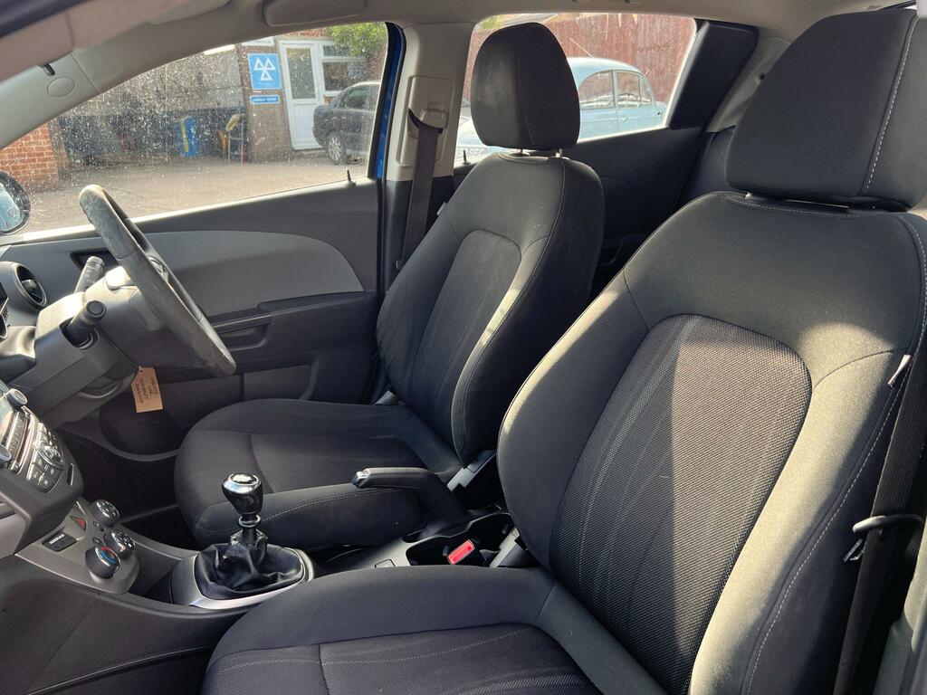 Chevrolet Aveo 1.3 Vcdi Ltz Euro Black #13