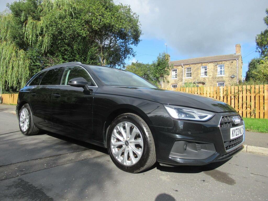 Audi A4 Avant 35 Tfsi Black Edition S Tronic Blue #3