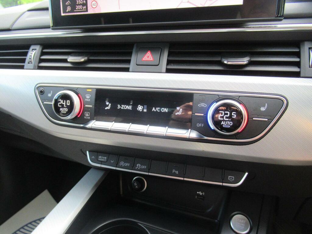 Audi A4 Avant 35 Tfsi Black Edition S Tronic Blue #31