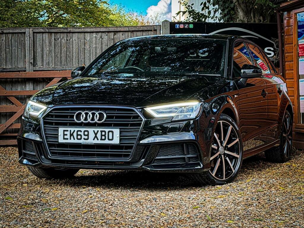 Audi A3 1.5 Tfsi Cod 35 Black Edition Sportback S Tronic E Black #3