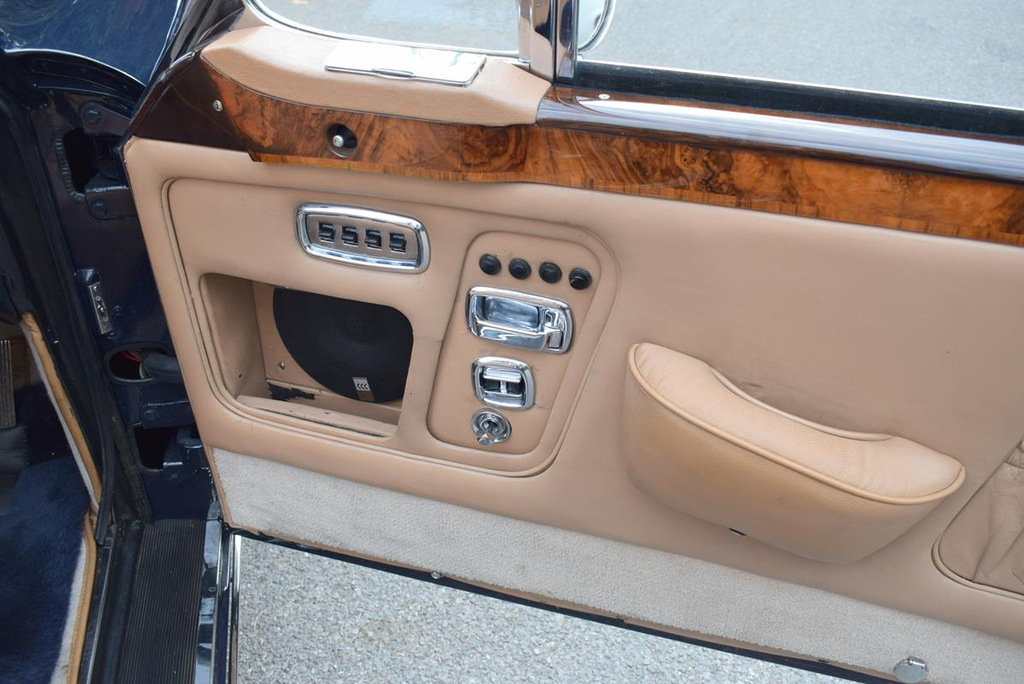 Rolls-Royce Corniche -- #6