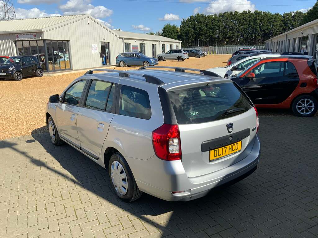 Dacia Logan Mcv Estate Car Silver #2