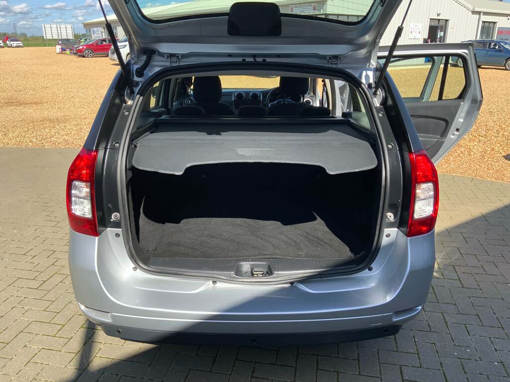Dacia Logan Mcv 1.5L Ambiance Dci 90 Bhp White #17