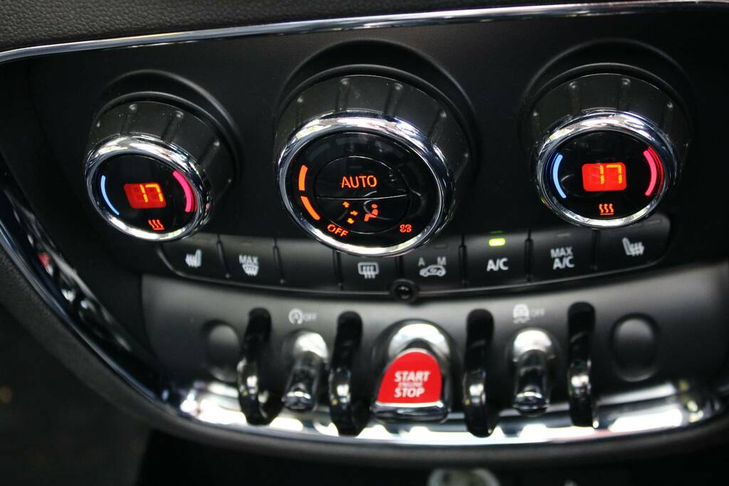 Mini Clubman Cooper Classic  #17