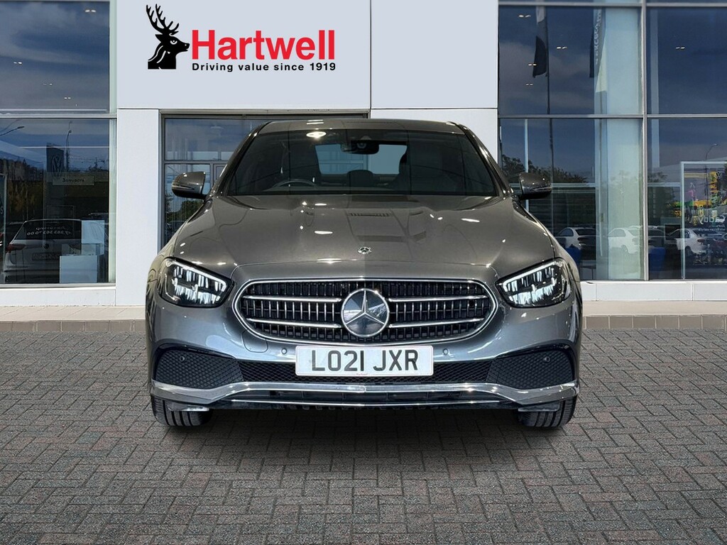 Mercedes-Benz E Class 2.0 E300de 13.5Kwh Amg Line Edition Plug-in G-tron White #8